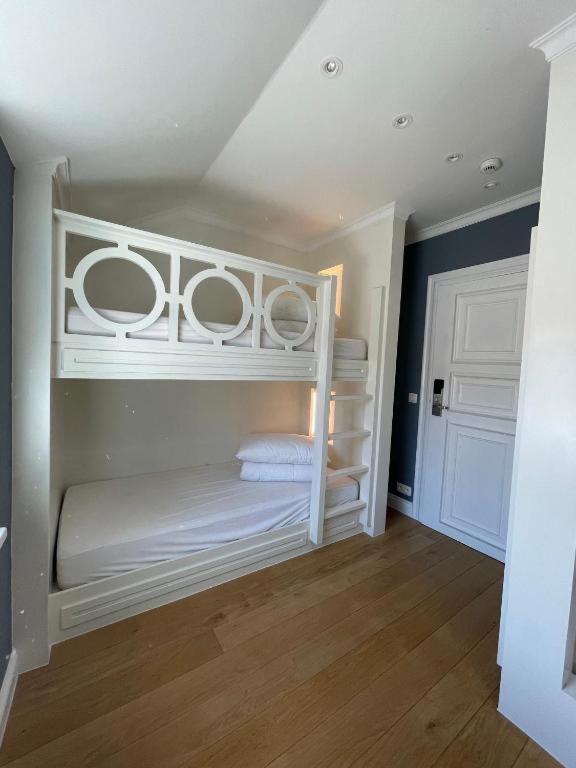 Hostel Lybeer Private Rooms Just For Two! Bruges Esterno foto